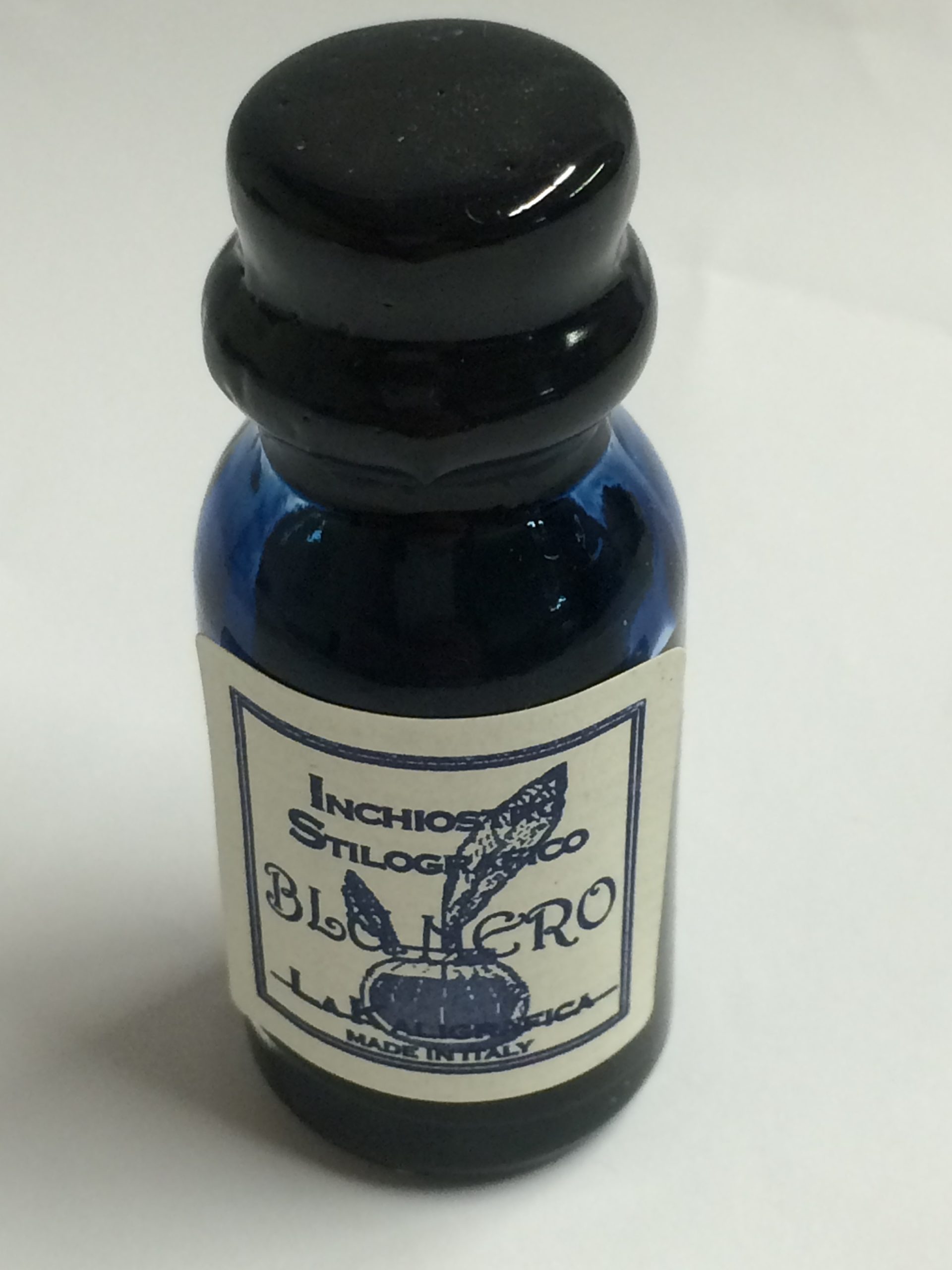 Tinte - schwarzblau