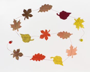 Naturpapier-Girlande "Herbstblätter"