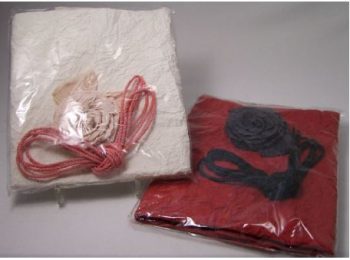 Geschenkpapier mit Kordel - weiss